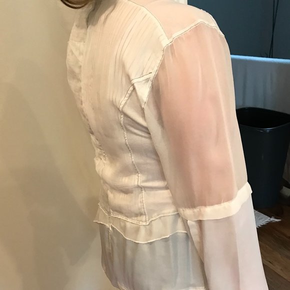 Bohemian Buttoned Blouse - Picture 4 of 7